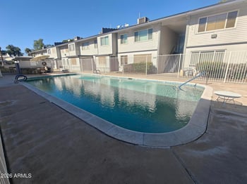 2557 Rose Ln #204, Phoenix, AZ 85017