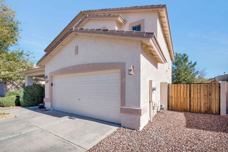 2557 S Martingale Rd, Gilbert, AZ 85295