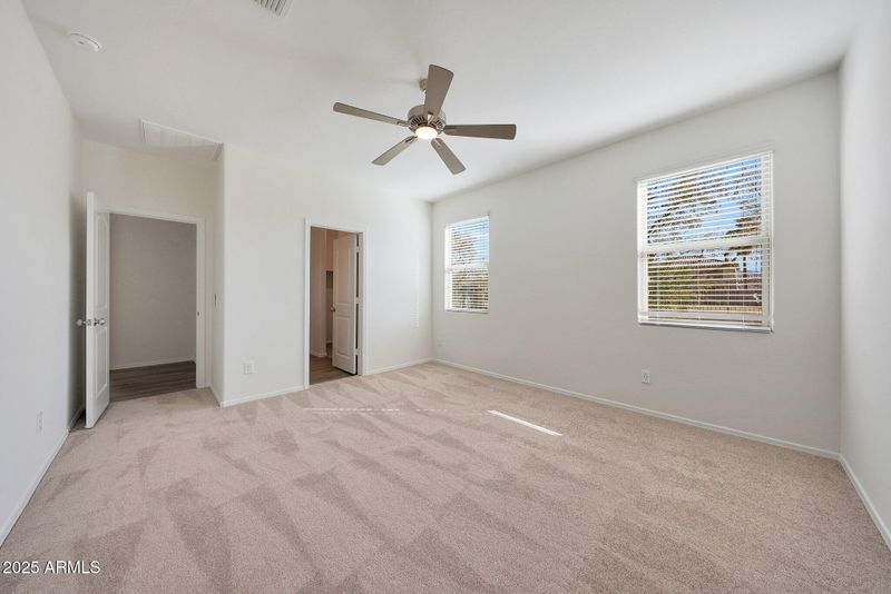 2557 W Gaby Rd, Phoenix, AZ 85041