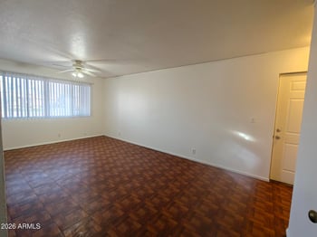 2557 Rose Ln #204, Phoenix, AZ 85017