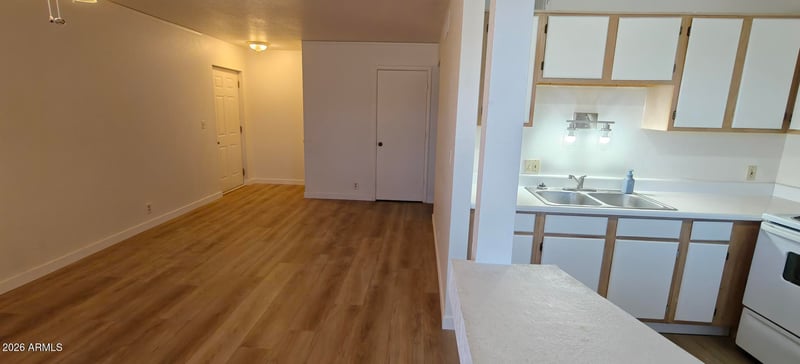 2557 W Rose Ln #204, Phoenix, AZ 85017