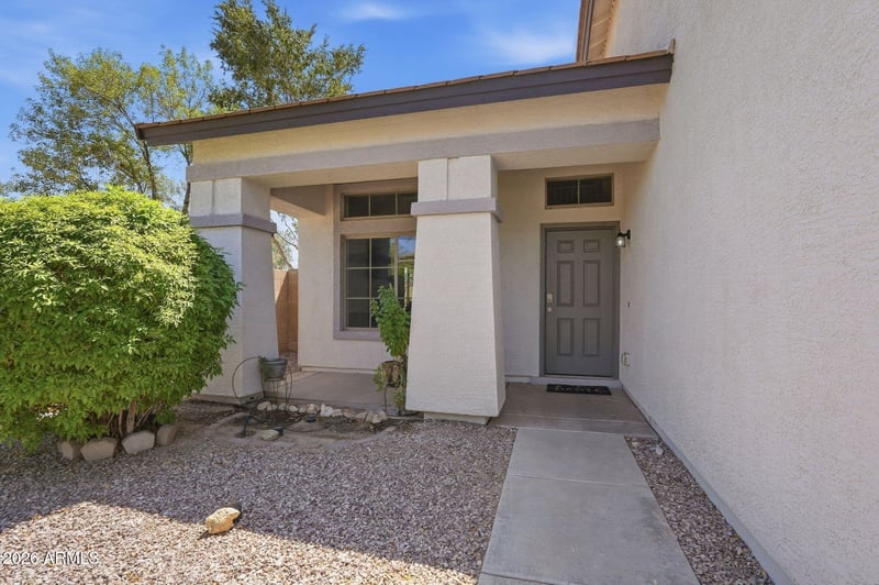 2557 W Wrangler Way, San Tan Valley, AZ 85144