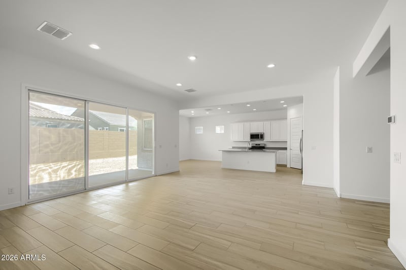 25576 N 174th Ave, Surprise, AZ 85387