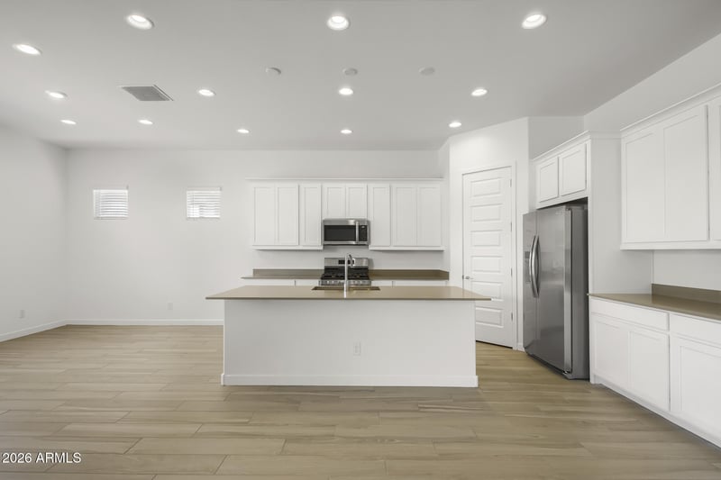 25576 N 174th Ave, Surprise, AZ 85387