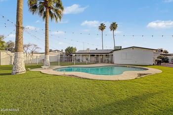 2558 Baltimore St, Mesa, AZ 85213