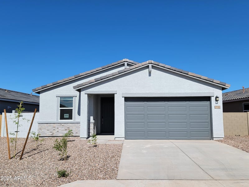 2558 Fortana Dr, San Tan Valley, AZ 85143