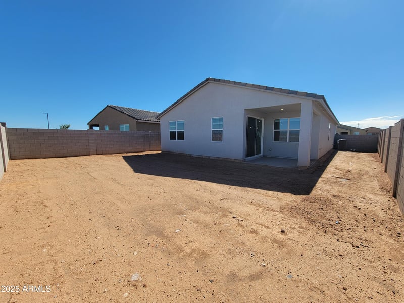 2558 Fortana Dr, San Tan Valley, AZ 85143