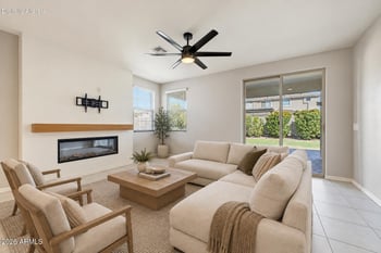 25583 S 224th Pl, Queen Creek, AZ 85142