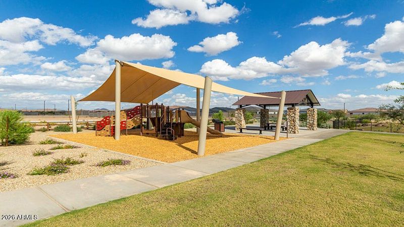 25584 N 142nd Ln, Surprise, AZ 85387