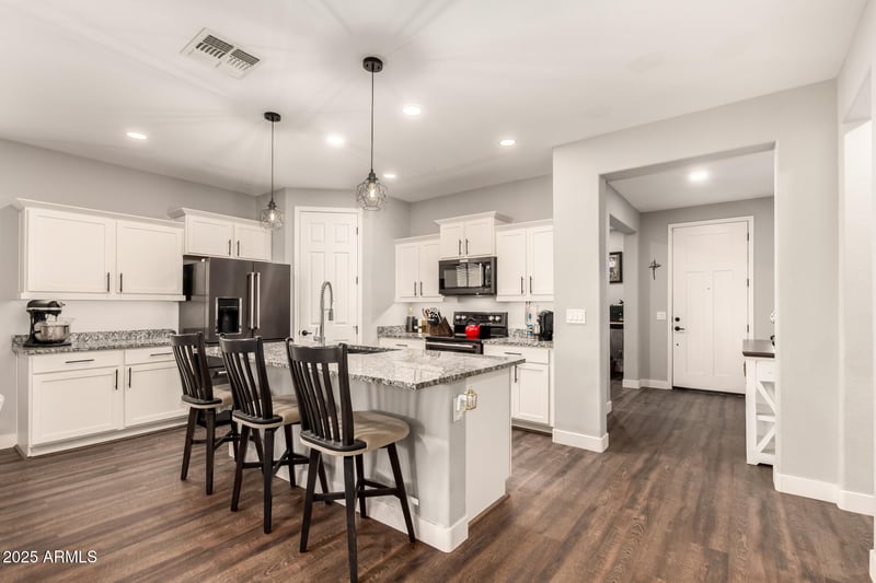 25588 161st Ave, Surprise, AZ 85387