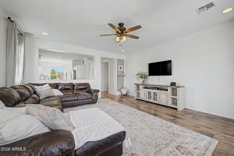 256 192nd Dr, Buckeye, AZ 85326