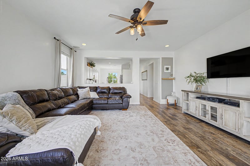 256 192nd Dr, Buckeye, AZ 85326