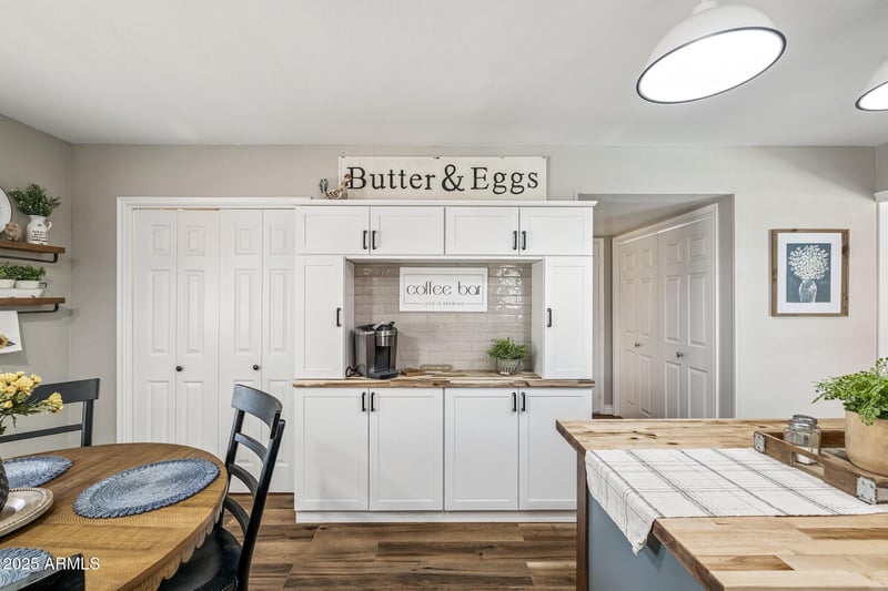 2560 Fairfield St, Mesa, AZ 85213