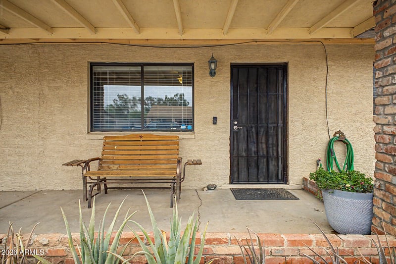 2560 Gregory St, Apache Junction, AZ 85120