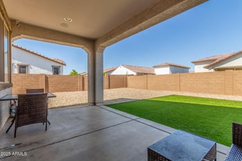 25601 140th Ln, Surprise, AZ 85387