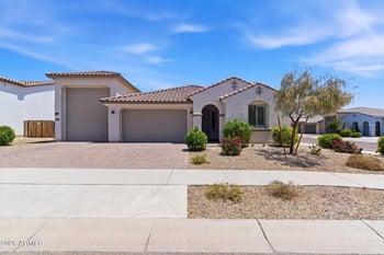 25601 140th Ln, Surprise, AZ 85387