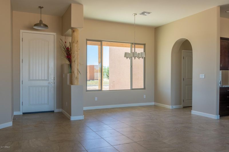 25604 W Denver Hill Dr, Wittmann, AZ 85361