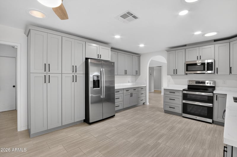 25608 Pinewood Dr, Sun Lakes, AZ 85248