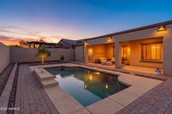 25609 55th Dr, Phoenix, AZ 85083