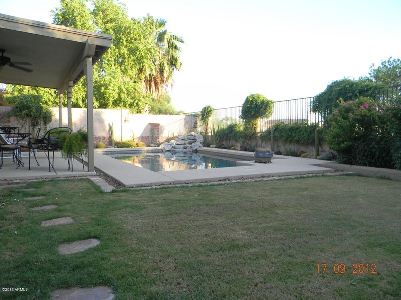 2561 E Taxidea Way, Phoenix, AZ 85048