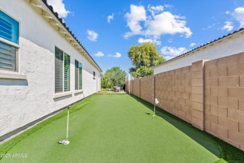 2562 Clark Dr, Gilbert, AZ 85297