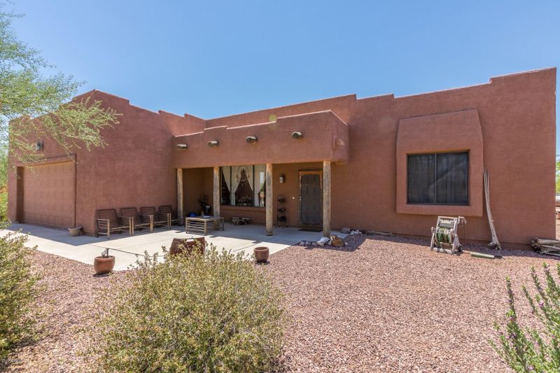 25621 W Gambit Trl, Wittmann, AZ 85361