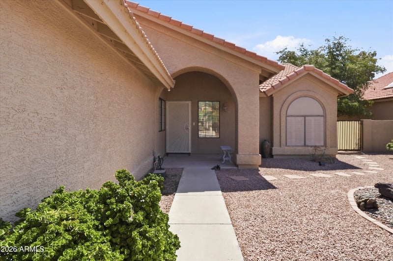 25625 Flame Tree Dr, Sun Lakes, AZ 85248