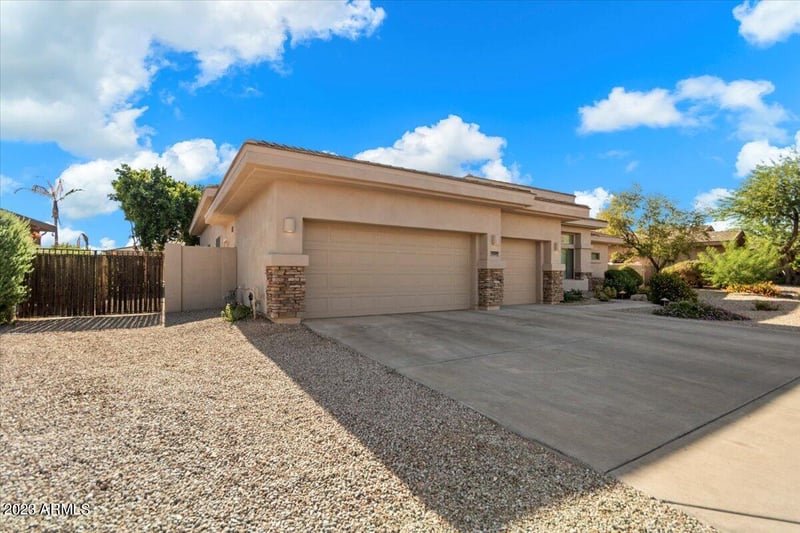25636 N Lawler Loop, Phoenix, AZ 85083