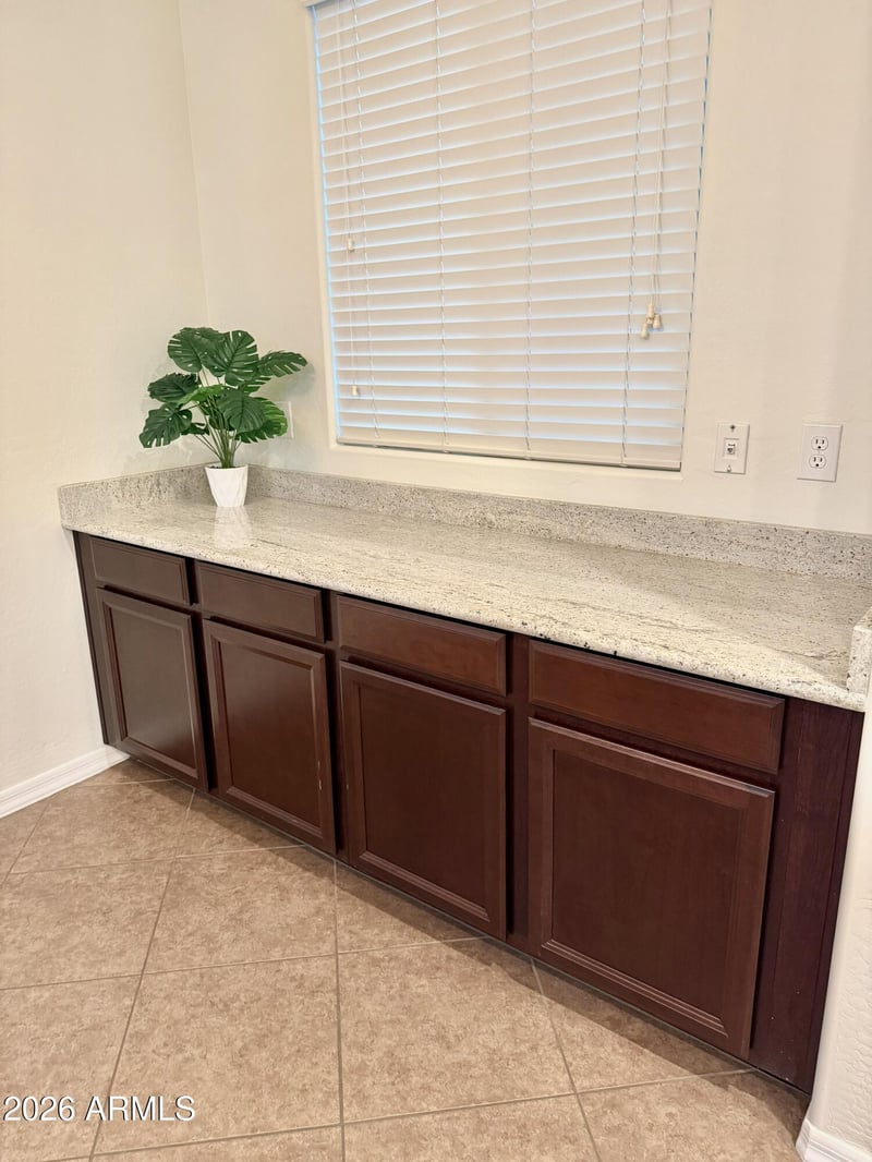 2564 E Orleans Dr, Gilbert, AZ 85298