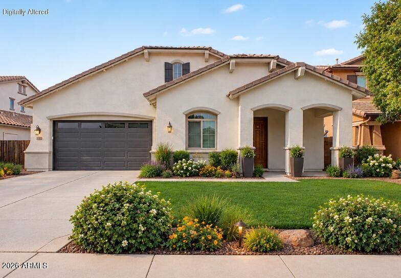 2564 E Orleans Dr, Gilbert, AZ 85298