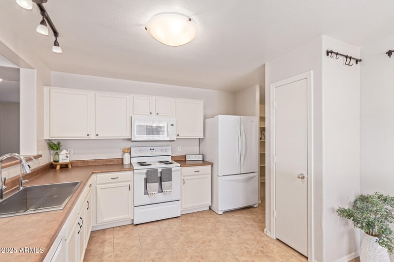 25643 Satellite Ln, Buckeye, AZ 85326