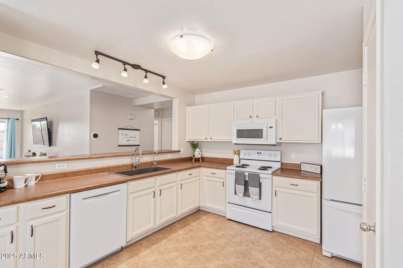 25643 Satellite Ln, Buckeye, AZ 85326