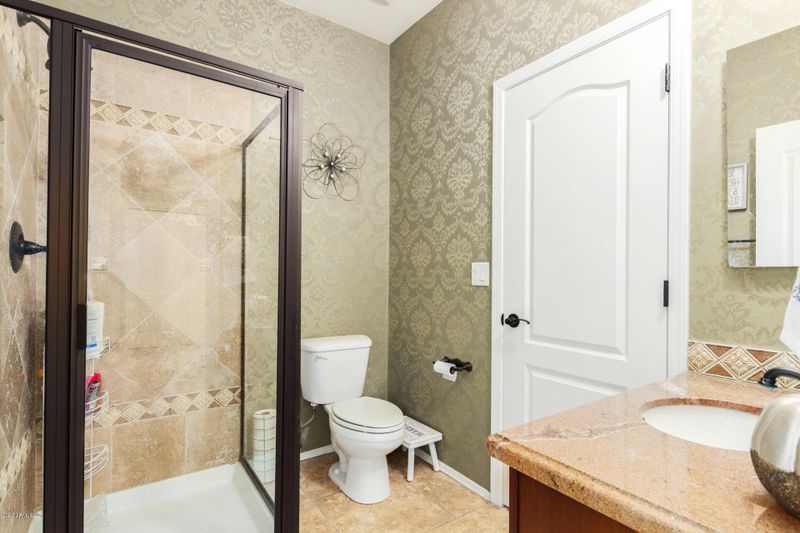 2565 E Southern Ave #2, Mesa, AZ 85204