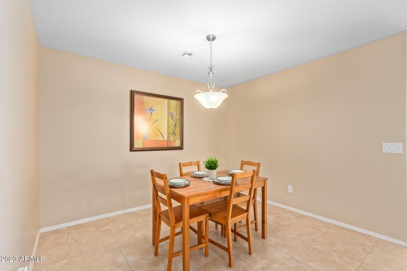 2565 E Southern Ave #4, Mesa, AZ 85204