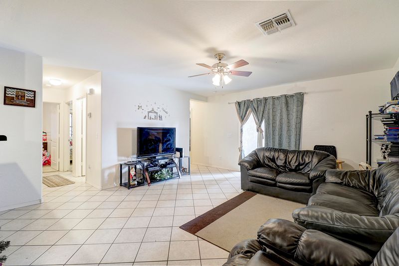 25659 W Satellite Ln, Buckeye, AZ 85326