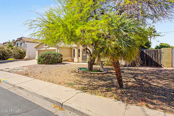 2566 Lynwood St, Mesa, AZ 85213