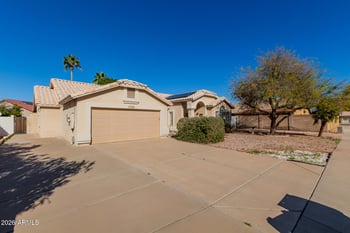 2566 Lynwood St, Mesa, AZ 85213