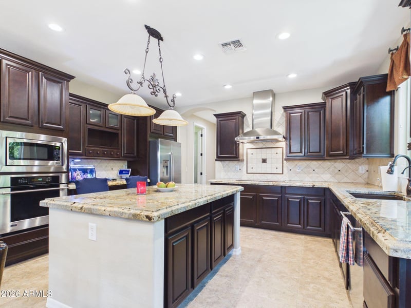 2567 E Penedes Dr, Gilbert, AZ 85298