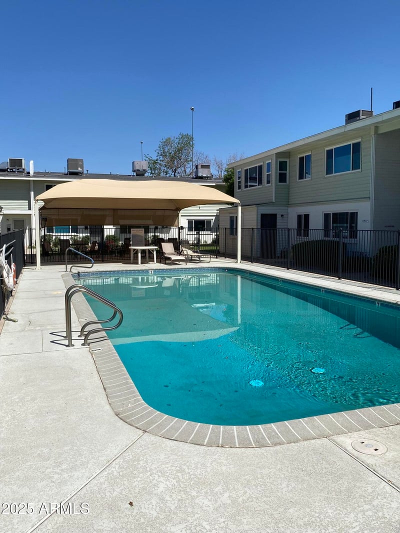 2569 Berridge Ln #D-115, Phoenix, AZ 85017