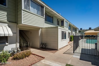 2569 Berridge Ln #D-115, Phoenix, AZ 85017