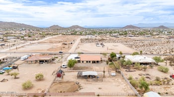2569 Silverdale Rd, San Tan Valley, AZ 85144