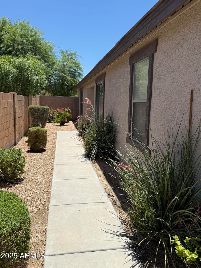 25697 Nancy Ln, Buckeye, AZ 85326