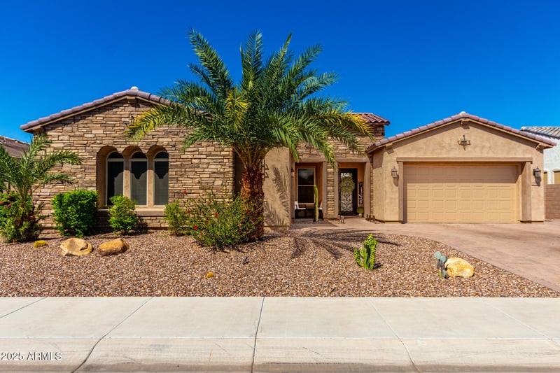 2570 Thornton Ct, Gilbert, AZ 85297