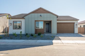 2571 Alfonso Dr, San Tan Valley, AZ 85140