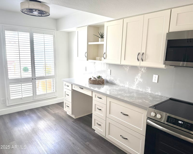 2571 Miller Rd, Scottsdale, AZ 85257