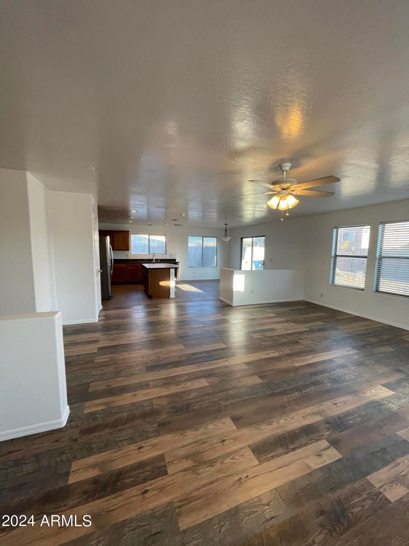 25711 W Burgess Ln, Buckeye, AZ 85326