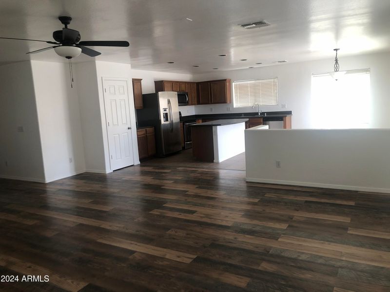 25711 W Burgess Ln, Buckeye, AZ 85326