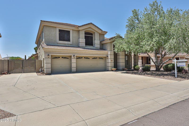 25714 70th Ln, Peoria, AZ 85383