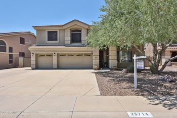 25714 70th Ln, Peoria, AZ 85383