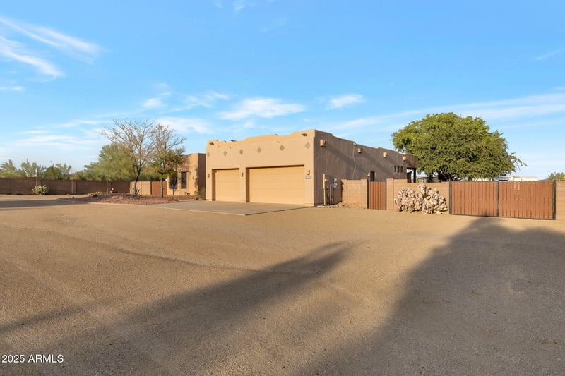 25715 150th Dr, Surprise, AZ 85387